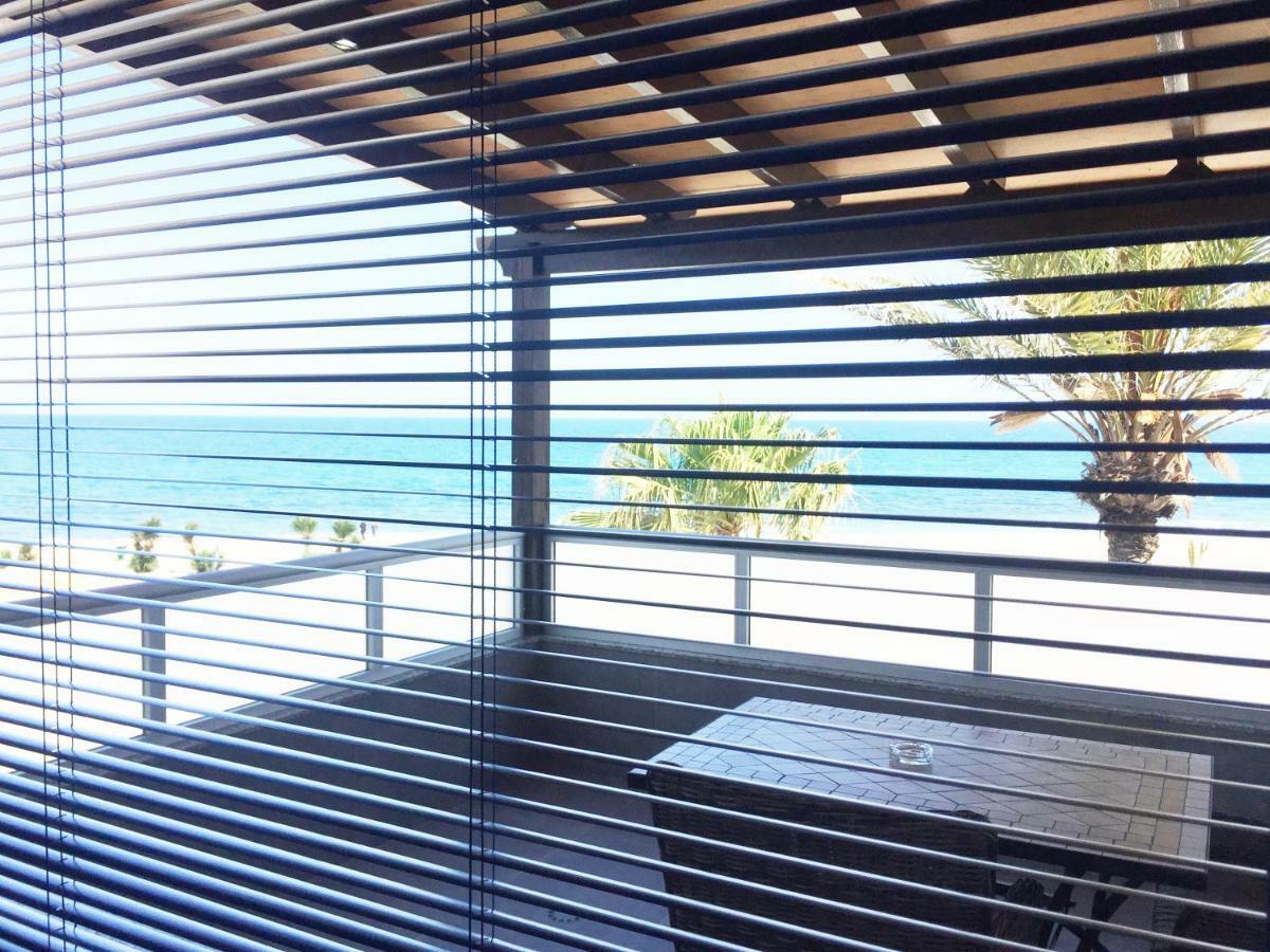Stunning Location! 15M To Beach 모야카 외부 사진